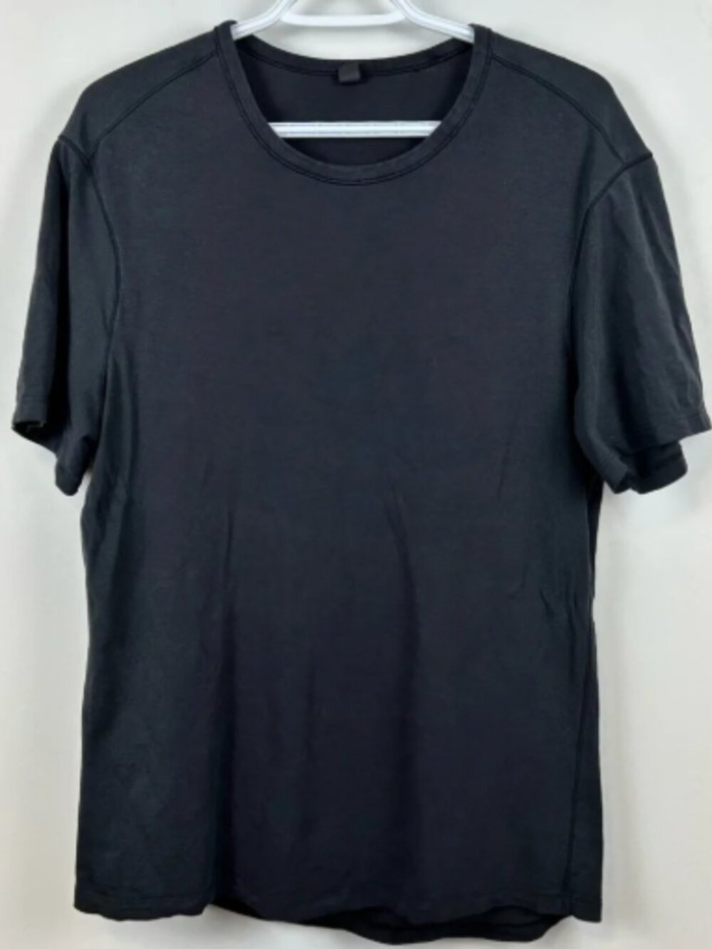 Lululemon Men’s Short Sleeve T Shirt Black Athletic Casual